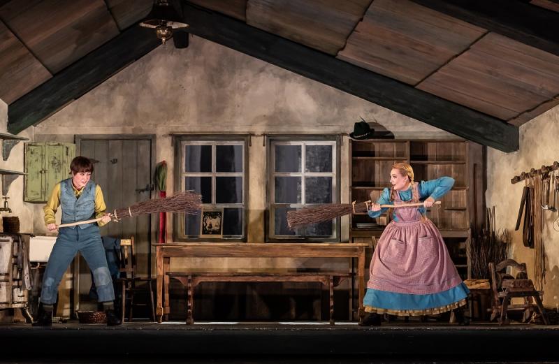 Hänsel Und Gretel, Royal Opera Review - Not Quite Hungry Enough